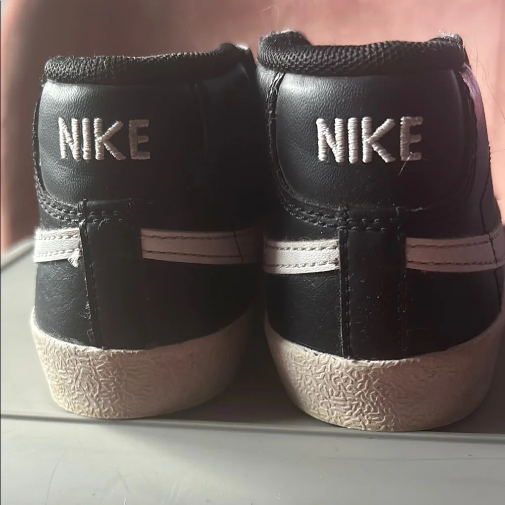 Nike Black and White Sneakers Iconic Dunk Design